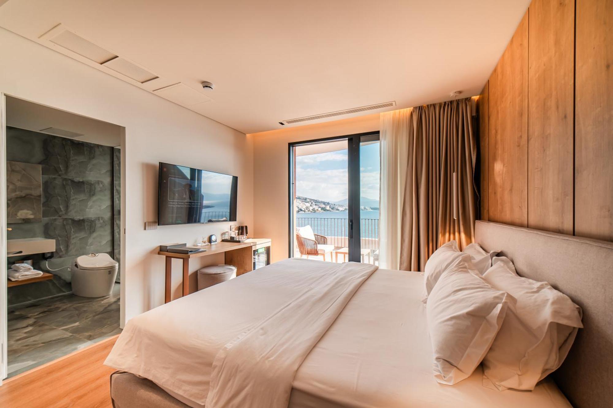 Hotel Vale Sarandë Exteriör bild