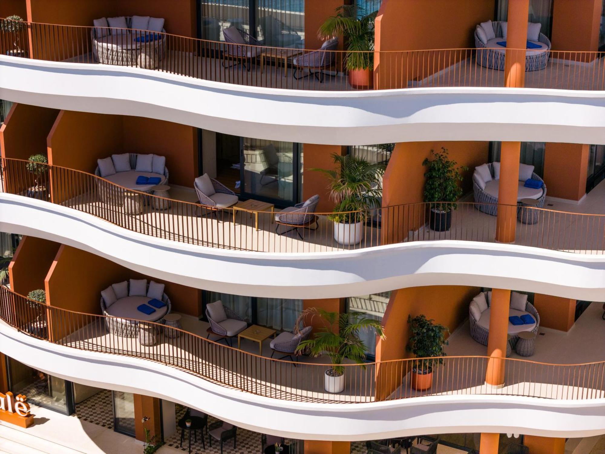 Hotel Vale Sarandë Exteriör bild